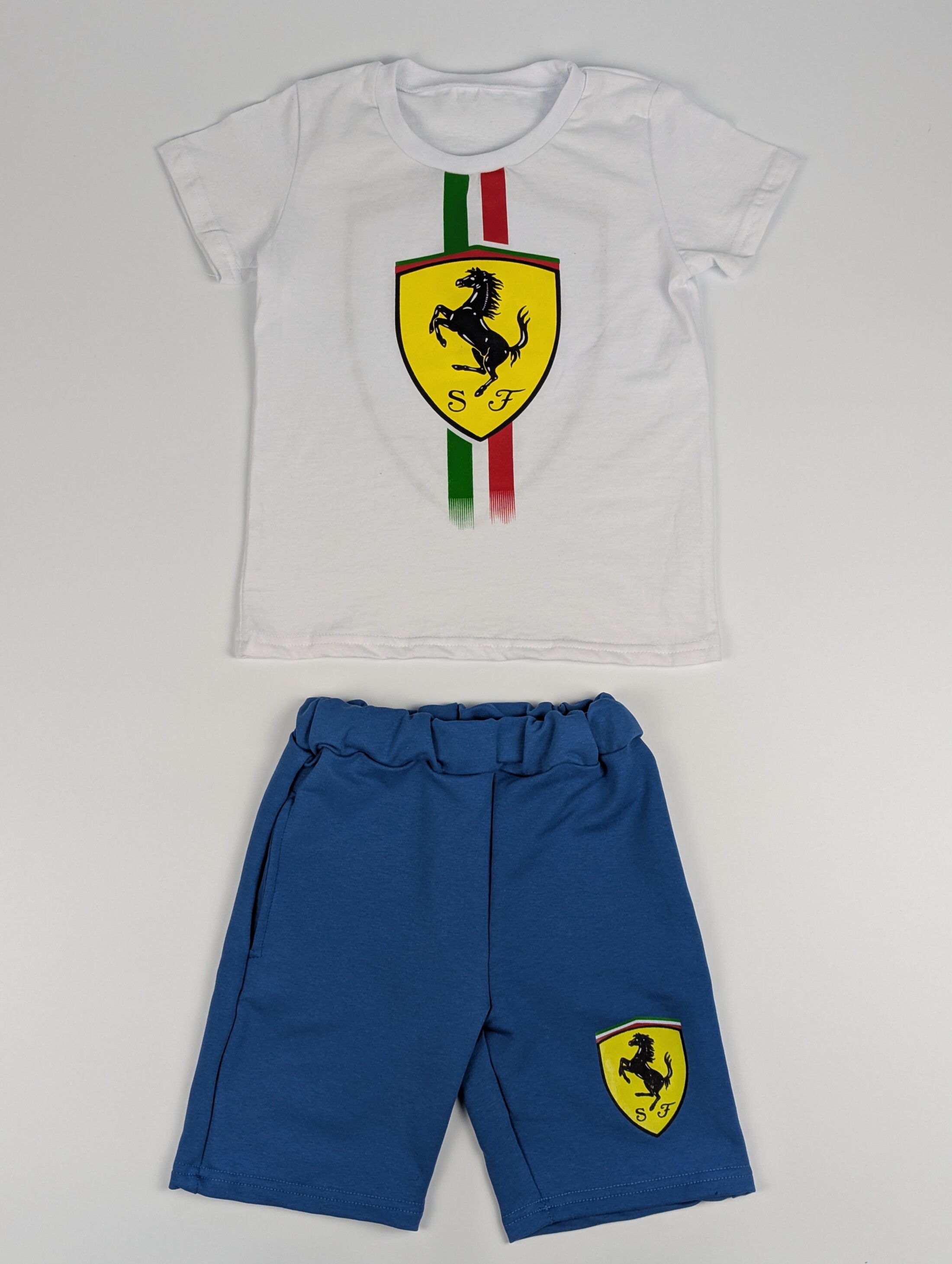 Костюм дитячий Ф1 для хлопчиків:  футболка + шорти синій спереду